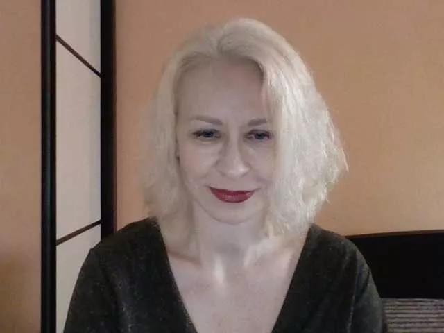 -Alyona- on BongaCams 