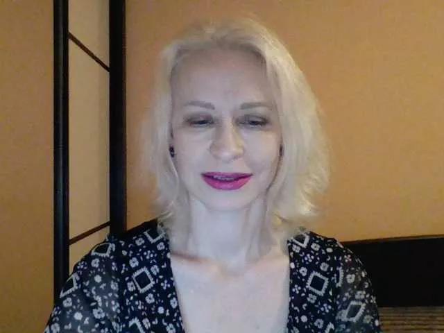 -Alyona- on BongaCams 