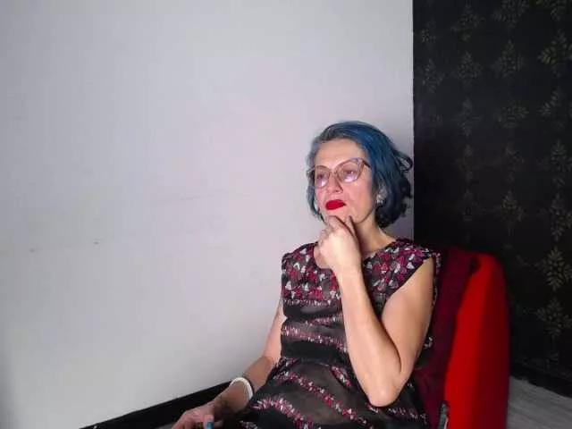 Ades-lira on BongaCams 