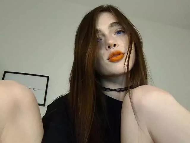 BrokenDoll666 on BongaCams 