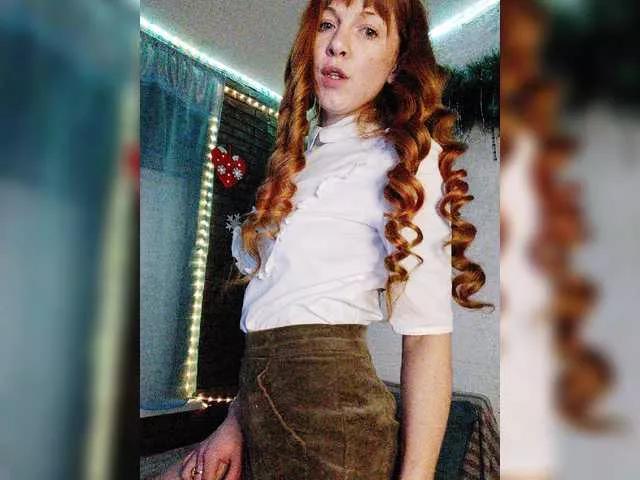 Curlyhair65 on BongaCams 