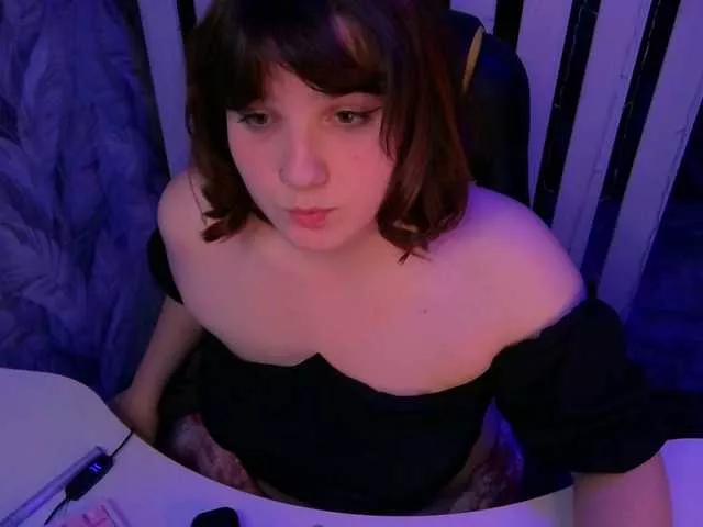 Danellera on BongaCams 