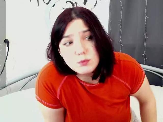 Danellera on BongaCams 