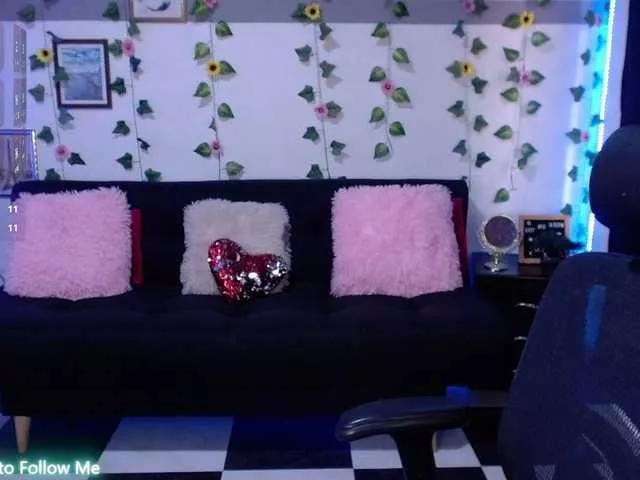 DaniaCute on BongaCams 