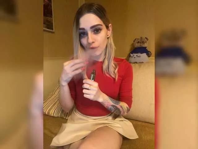 harleyquinn9 on BongaCams 