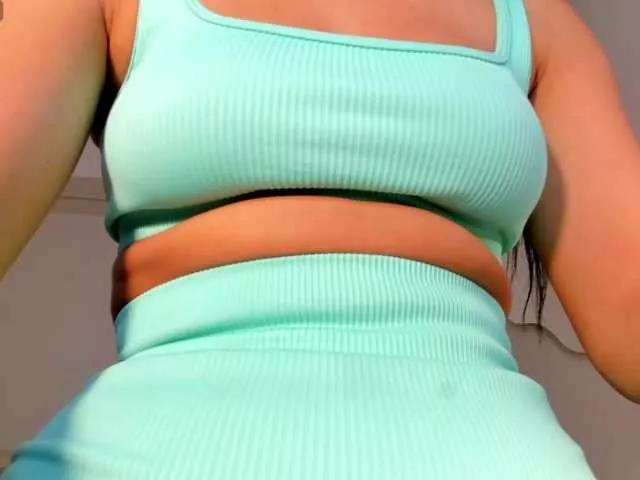 Offline IvannaWelch on BongaCams