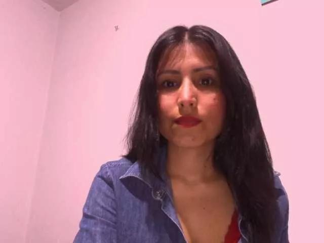 julianatasty on BongaCams 