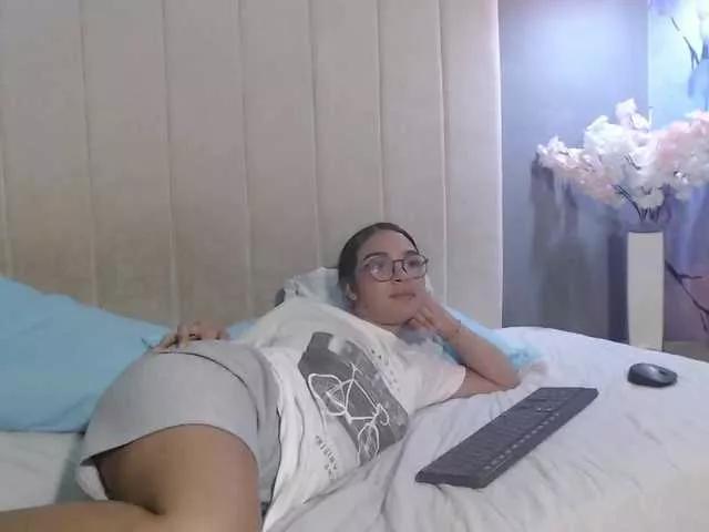 liz-and-matias on BongaCams 