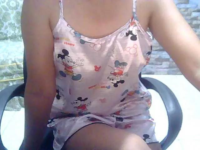 LizBeth23 on BongaCams 