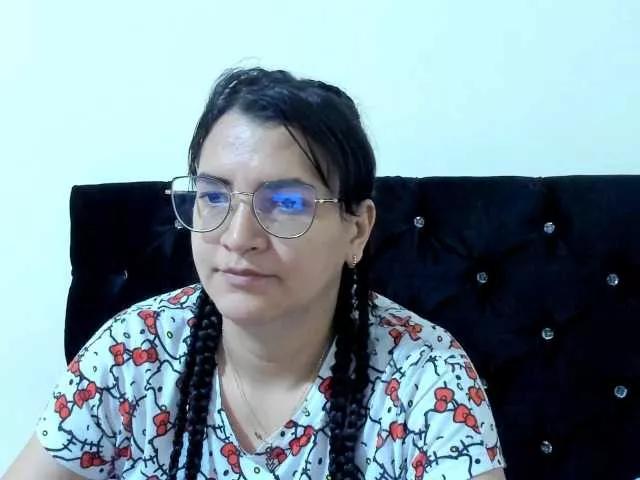 MARILYNG on BongaCams 