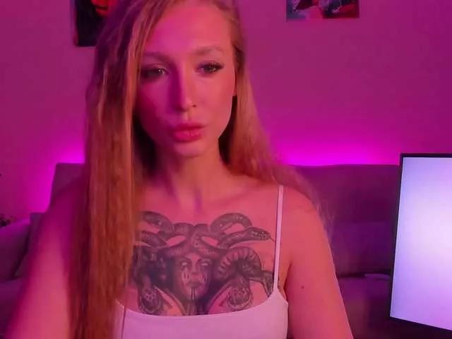 MedusaGorgon on BongaCams 