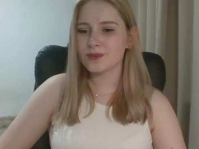 NicoleAdorable on BongaCams 