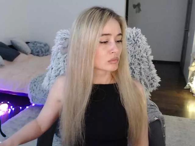 xyliganka777 on BongaCams 