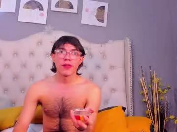 andreww_whitee on Chaturbate 