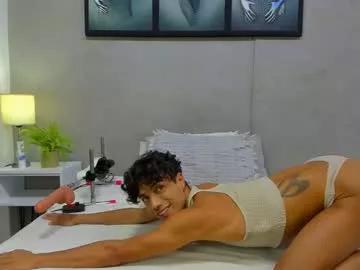 dean_scott on Chaturbate 