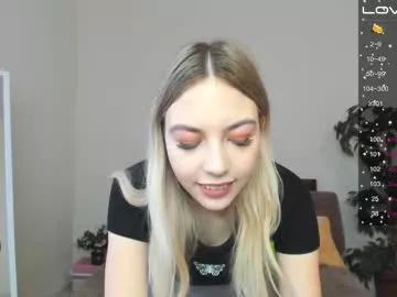 emmasn0w on Chaturbate 