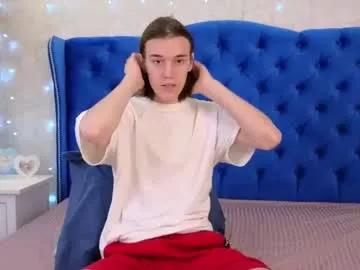 ethanames on Chaturbate 