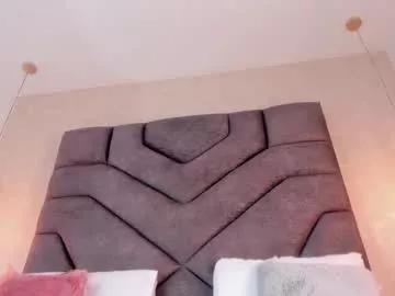 linda_saenz1 on Chaturbate 