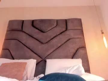 linda_saenz1 on Chaturbate 