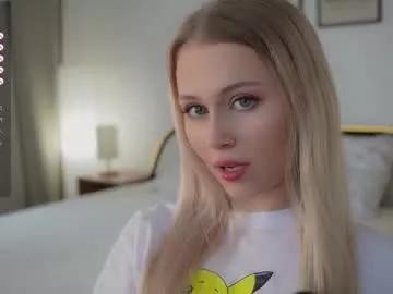 sonyaericsson on Chaturbate 