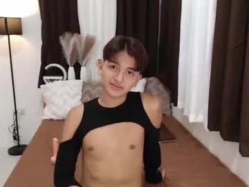 xavierfrias2806 on Chaturbate 