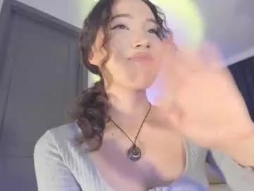 Discover sweet camwhore Yours_meyy yours_meyy from Chaturbate