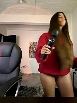 Try Aly_golden_, she wants to masturbate for you aly_golden_ from StripChat