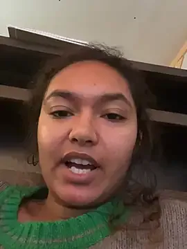 sc QueenNefertiti is f QueenNefertiti — Have Fun